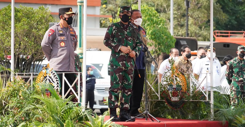 Vaksinasi Dua Wilayah Di Jawa Tengah Ditinjau Langusung Panglima TNI Dan Kapolri