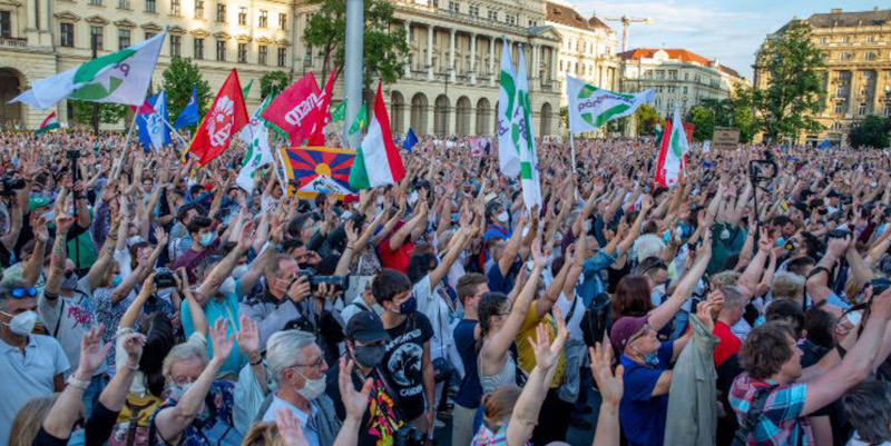 Ribuan Orang Protes Di Hungaria, Tolak Rencana Pembangunan Kampus Dari Universitas China