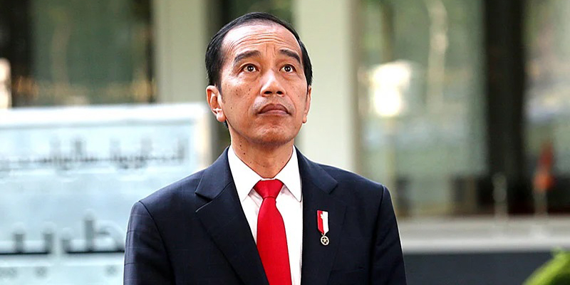 Bukan Cuma Dua Kaki, Jokowi Bisa Mainkan Politik Tiga Kaki Dengan Dukung Ganjar