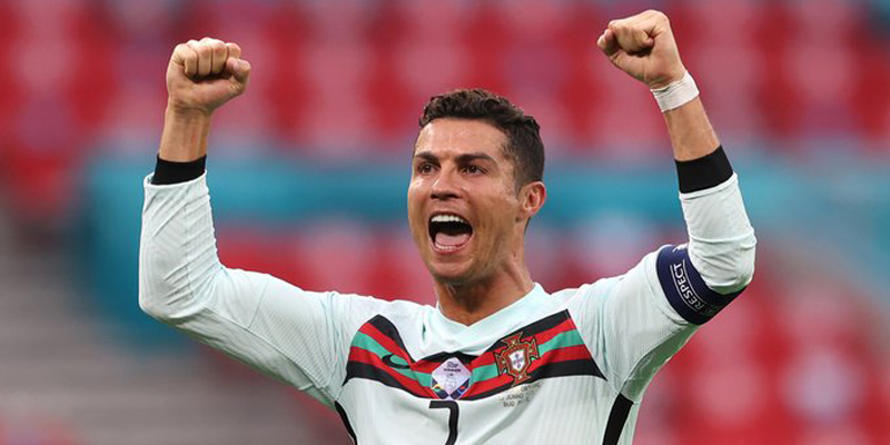 Bawa Portugal Taklukkan Hungaria, Ronaldo Lewati Rekor Legenda Prancis