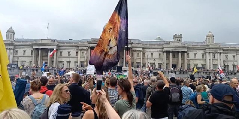 Bentrokan Warnai Demo Anti-Vaksin Di London, Polisi Tangkap Enam Pengunjuk Rasa