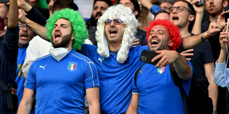 Dapat Aturan Khusus, Seribu Suporter Italia Bakal Hadiri Final Euro 2020
