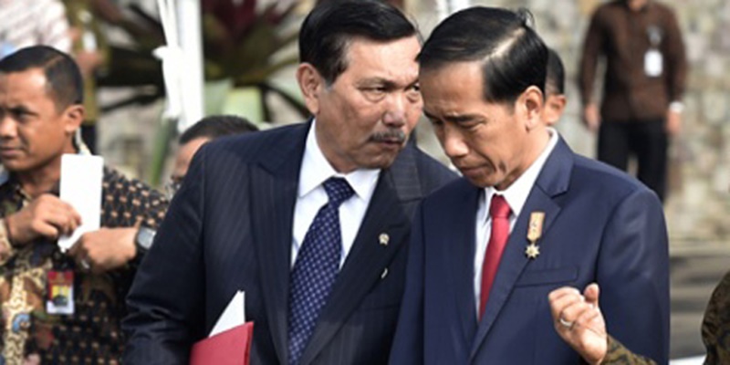 Pengamat: Jokowi Harusnya Sadar Rakyat Sudah Jengah Dengan Luhut