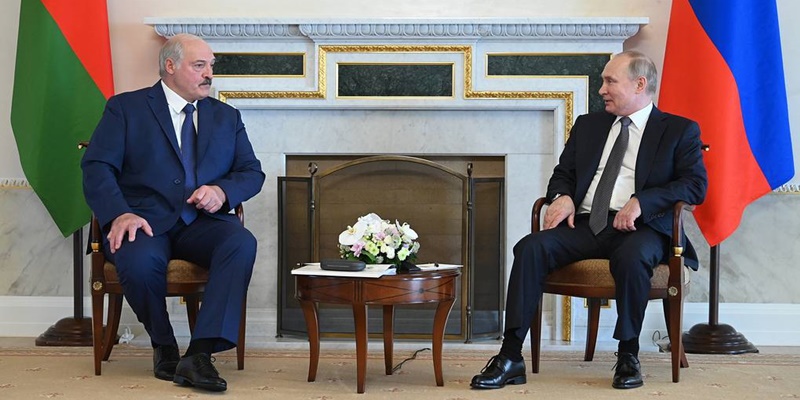 Bertemu Lukashenko, Putin Puji Kemajuan Ekonomi Belarusia