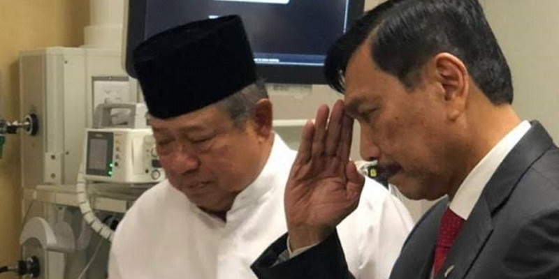 Natalius Pigai: SBY Tidak Usah Ladeni Luhut, Terlalu Kecil