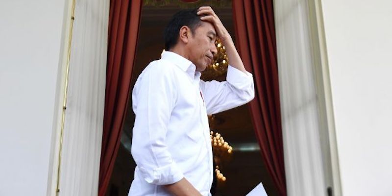 Fenomena Pengkhianatan Menteri Dan Desakan Presiden Mundur Akankah Menjalar Ke Indonesia?