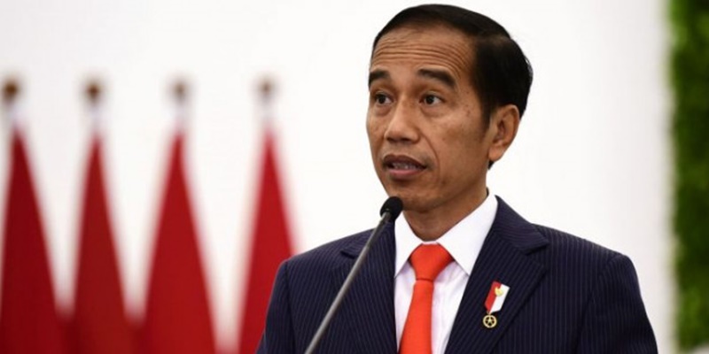 Abdillah Toha Tantang Jokowi Bersihkan Lingkungan Istana Yang Sedang "Sakit"