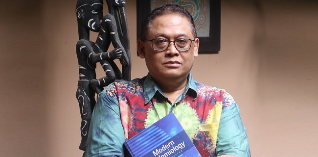 Ivermectin Obat Keras, Epidemiolog: Ingat, Dokter Indonesia Jangan Mau Didikte Pedagang Obat Atau Farmasi<i>!</i>