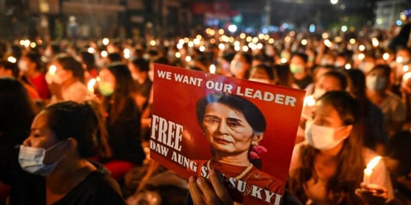 Pengacara: Aung San Suu Ky Telah Disuntik Vaksin Di Dalam Tahanan