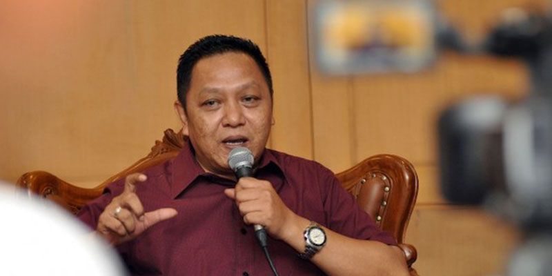 Mantan Jubir Gus Dur: Rakyat Sedang Sekarat Kok Anggota Kabinet Bercanda Darurat Militer
