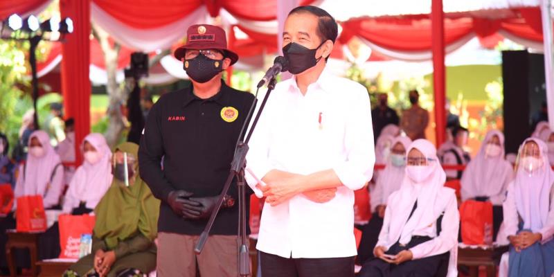 Presiden Jokowi: Vaksinasi <i>Door To Door</i> BIN Bukti Pemerintah Hadir di Masyarakat