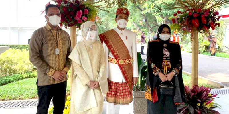 Pakaian Adat Lampung Pepadun yang Dikenakan Jokowi Ternyata Punya Sederet Makna Tersirat
