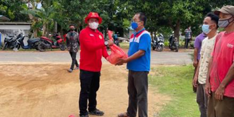 Cegah Kerumunan, BIN Bagikan Paket Sembako <i>Door To Door</i> di Pulau Kecil Riau