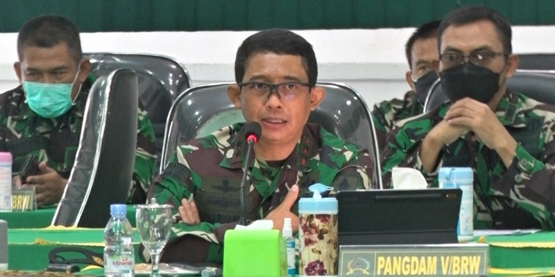 TNI Bergerak Pindah Warga Isoman Covid-19 ke Isolasi Terpusat