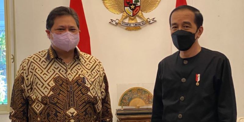 Kemesraan Jokowi dengan Airlangga Buah dari Loyalitas Golkar