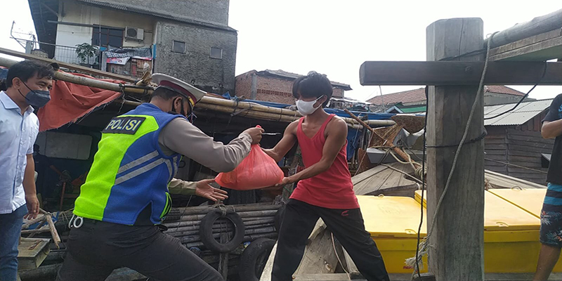 Sepanjang PPKM, Polisi Pelabuhan Sudah Gelontorkan 39,3 Ton Beras ke Warga