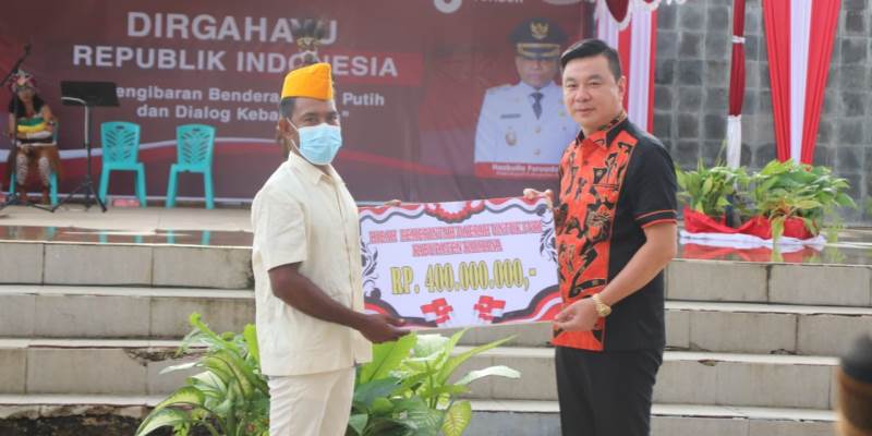 Sambut 76 Indonesia Merdeka, Pemkab Kaimana Papua Barat Bagikan Uang Rp 400 Juta pada Veteran
