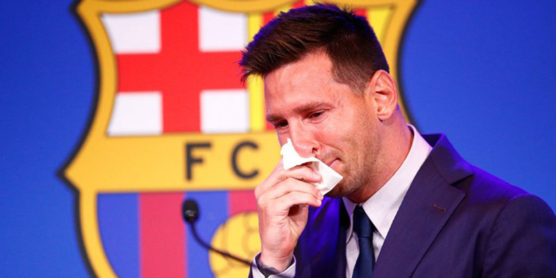 Messi Tinggalkan Camp Nou, Reaksi Para Pemain Barcelona Bikin Haru