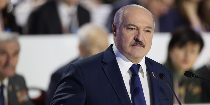 Lukashenko: Di Bawah Sanksi UE, Belarusia akan Tetap Ekspor Pupuk Kalium