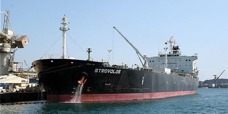 Diduga Curi 300 Ribu Barel Minyak Mentah dari Kamboja, Kapal Tanker MT Strovolos Ditangkap TNI AL