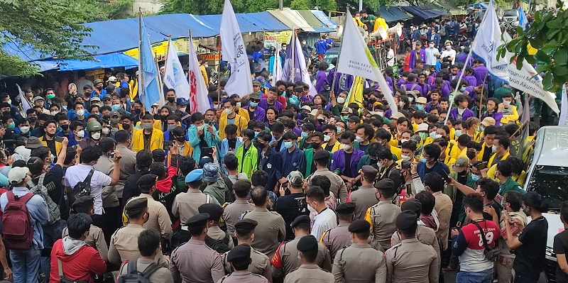 Sekitar seribu mahasiswa demonstrasi tuntut Jokowi angkat Novel Baswedan Cs sebagai ASN/RMOL