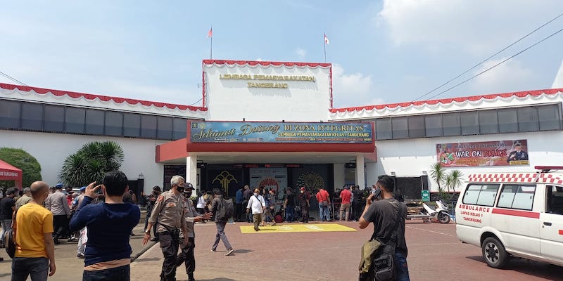 <i>KPK Benarkan Ada Napi Koruptor di Lapas Kelas I Tangerang, Tapi...</i>