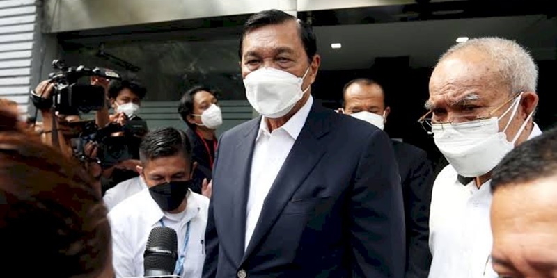 Sambangi Polda Metro, Luhut Serahkan 12 Bukti Dugaan Pembunuhan Karakter