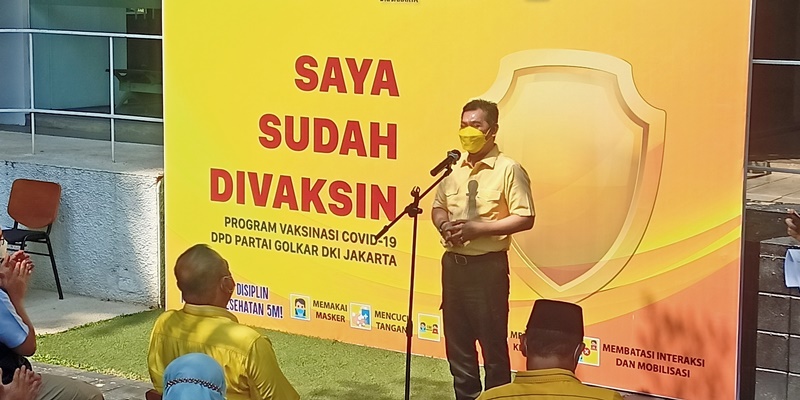 Kelakar Golkar Vaksinasi Bareng Pemprov DKI: Semoga Kerja Bareng Pak Anies Sampai 2024
