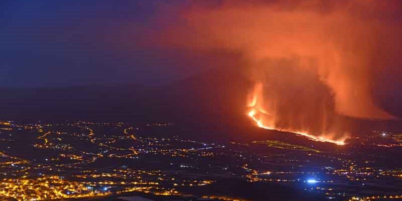 Aliran Lava Turuni Gunung, Bandara La Palma Terpaksa Ditutup