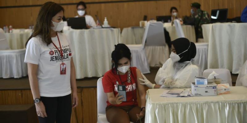 Lakukan Vaksinasi Jelajah Nusantara, Perempuan Jenggala: Dengan Kebersamaan, Pandemi Bisa Dilalui