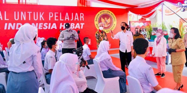 Jokowi Ingin Wilayah PPKM Level 3 dan 2 Segerakan Memulai PTM