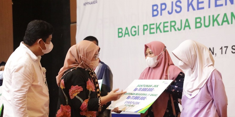 Masih Timpang, Kemnaker Dorong Pemda Perluas Kepesertaan BPJS Ketenagakerjaan Sektor Informal