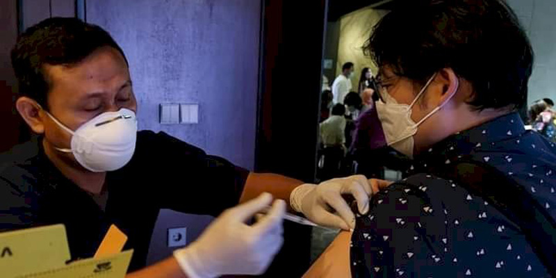 Masyarakat Jangan Pilih-pilih, Kadinkes Kabupaten Bekasi Tegaskan Semua Vaksin Bagus untuk Kesehatan