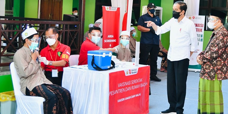 Jokowi Minta Provinsi Capai Target 70 Persen Vaksinasi hingga Akhir Tahun, Berapa Capaian Nasional Hari Ini?