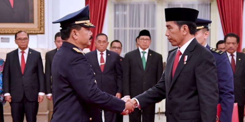 Kabar Beredar, Jokowi Ingin Hadi Tjahjanto Geser Mahfud MD Jadi Menko Polhukam