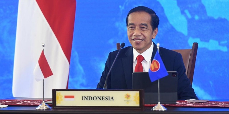 Di Forum KTT, Jokowi Ajak Pemimpin ASEAN Perangi Politisasi Vaksin
