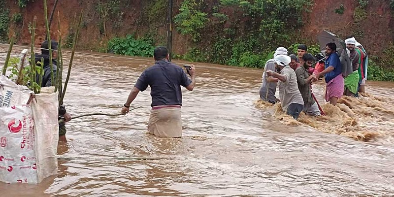 Banjir dan Longsor di Kerala India Makan 10 Korban Jiwa, 18 Masih Hilang