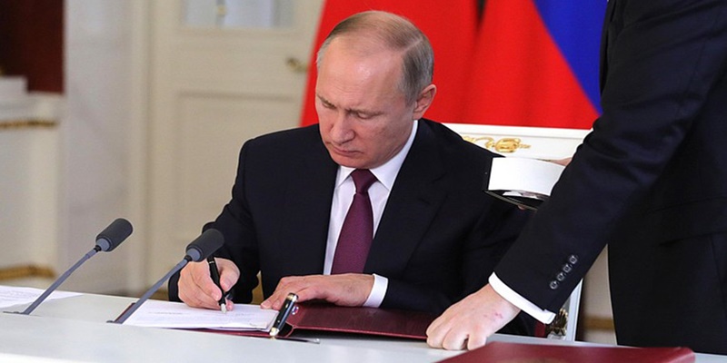 Rusia Semakin Kelimpungan Hadapi Kasus Covid, Putin Tandatangani Keputusan Cuti Serempak  selama Seminggu