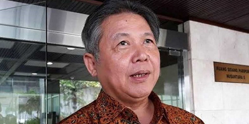 Hendrawan Supratikno: Kenapa OJK Tidak Mendirikan Kantor atau Unit Pelayanan Perbankan di Dekat Pasar?