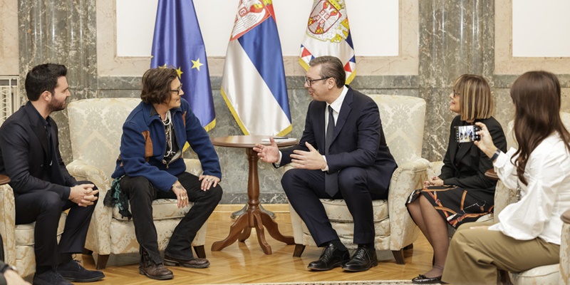 Serial Puffins akan Meramaikan Serbia, Presiden Vucic Sambut Hangat Kunjungan Aktor Johnny Depp