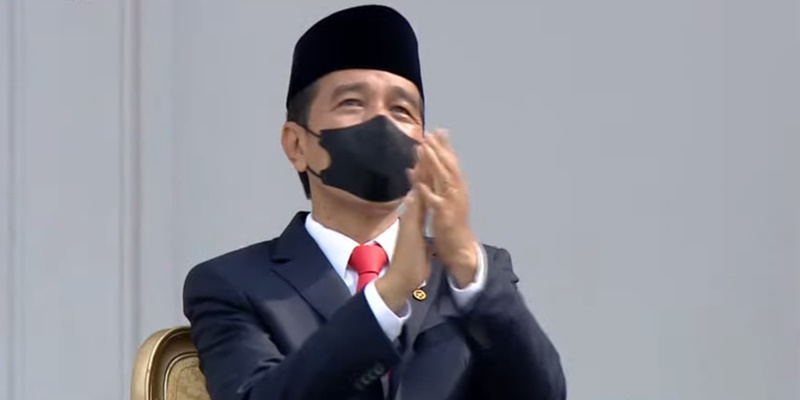 Jokowi Geleng-geleng