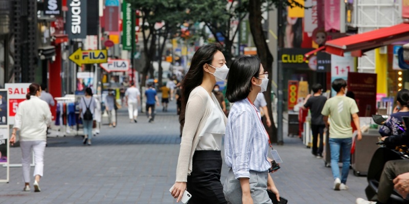 Bersiap Hidup Bersama Covid, Korea Selatan Cabut Aturan Pembatasan Sosial