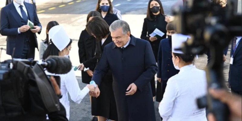 Menang Mudah, Shavkat Mirziyoev Jadi Presiden Uzbekistan untuk Masa Jabatan Kedua