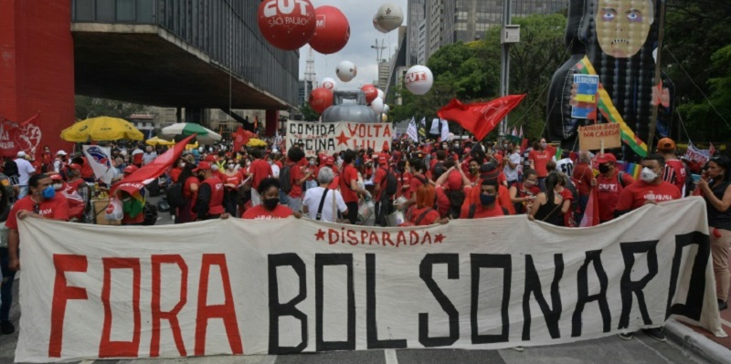 Kampanye Nasional Anti-Bolsonaro, Puluhan Ribu Warga Brasil Minta Sang Presiden Dimakzulkan