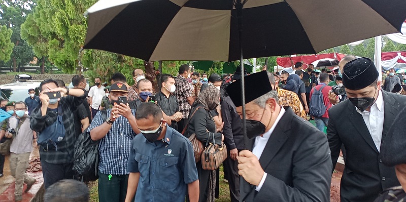 Hadiri Pemakaman Mendiang Sudi Silalahi, SBY: Mohon Saling Mendoakan