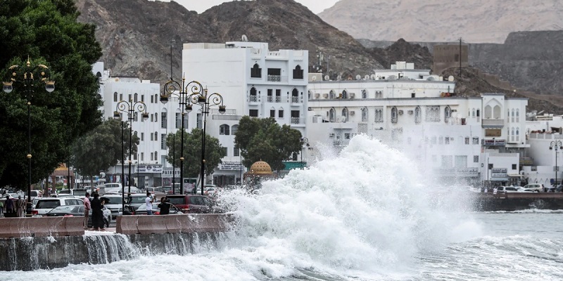 Serang Oman, Topan Shaheen Tinggalkan Tiga Korban Jiwa