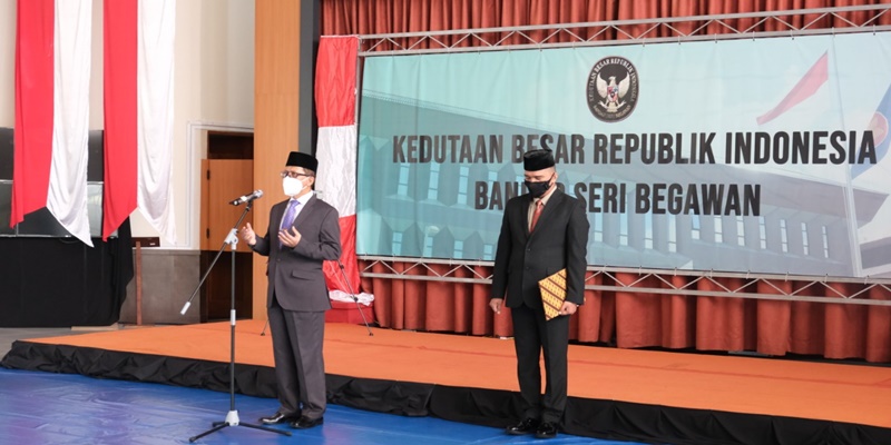 Duta Besar Republik Indonesia untuk Brunei Darussalam, Dr. Sujatmiko berpidatonya pada peringatan Hari Sumpah Pemuda di KBRI Bandar Seri Begawan, Kamis 28 Oktober 2021/Ist