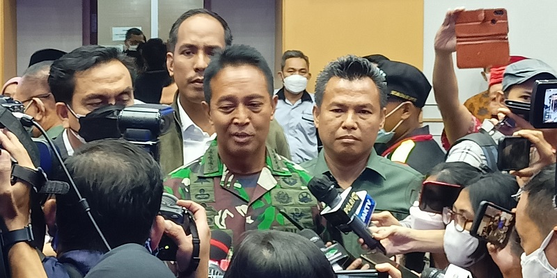 Jenderal Andika Telusuri Pemilik Mobil Dinas TNI yang Jemput Wanita di Bandara