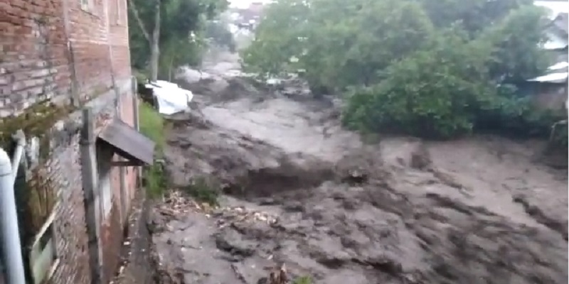 Banjir Bandang di Kota Batu Jawa Timur, 15 Orang Hanyut