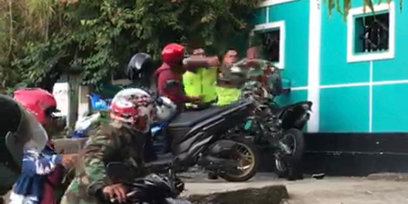 Video Adu Jotos Personel TNI dan Polri Viral